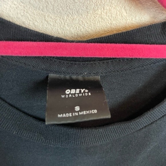 🥑5/$25 OBEY black & white logo t-shirt sz Small - Picture 5 of 5